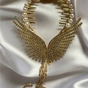 Gold Winged Pearl Hair Comb with Crystal Accents, Pear Australian Crystal.